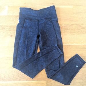 Reversible black/floral Sweaty Betty leggings